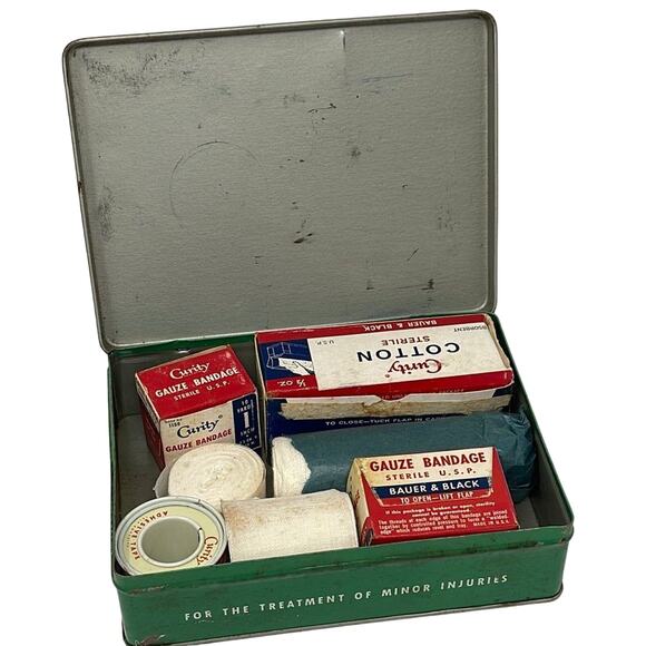 Curity Automobile First Aid Kit Vintage Medical Kendall Company Gauze Bandage - Picture 6 of 7
